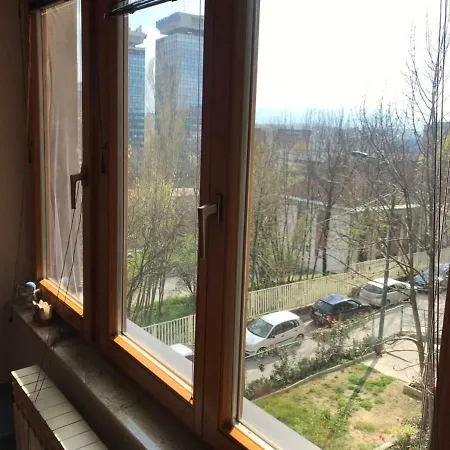 Apartment Moment *